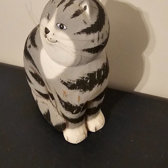 Wood Tabby Kitty Cat Shelf Mantel Decor - Picture 3 of 10